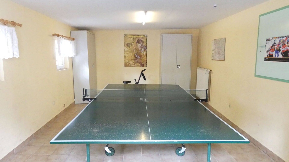 Steinbach-Hallenberg House | Nice apartment in villa for 4 people with WIFI, TV, patio and parking