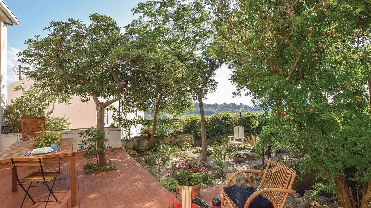 Ferrandina Apartment | Nice apartment in Ferrandina with WiFi