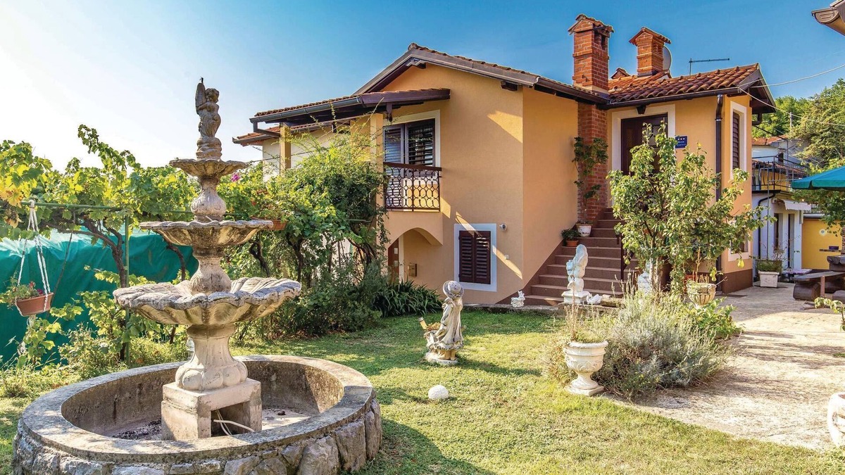 Opric Apartment | Nice apartment in Lovran with WiFi