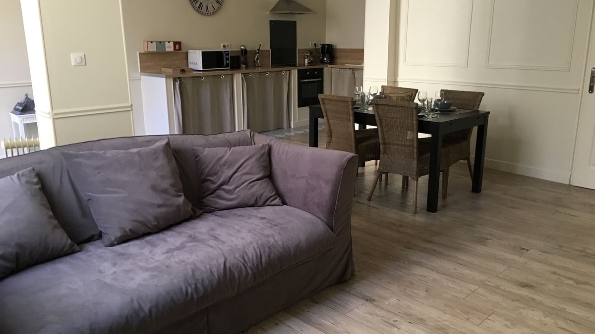 Bastide Saint-Louis Apartment | Nice apartment in the city center with private courtyard