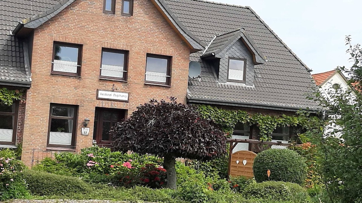 Stoltebuell Apartment | Nice apartment in the old inn in Stoltebüll
