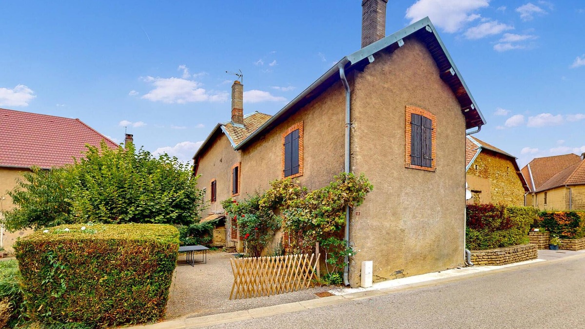 Trouvans Apartment | Nice apartment in Trouvans with WiFi