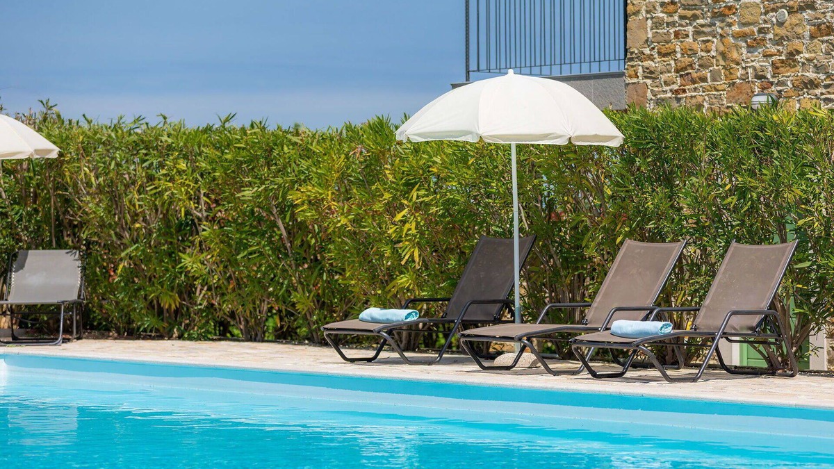 Baredine House | Nice apartment in villa for 6 people with WIFI, pool, A/C, TV, terrace, panoramic view and parking