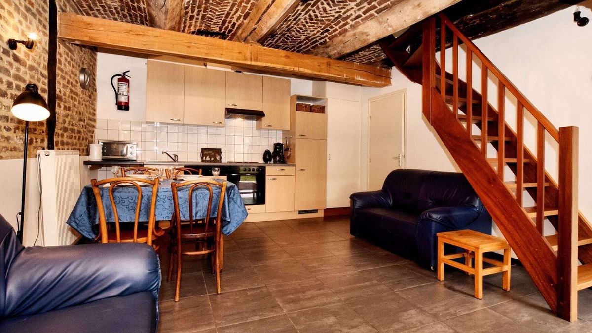 Richelle House | Nice apartments in a monumental square farm.