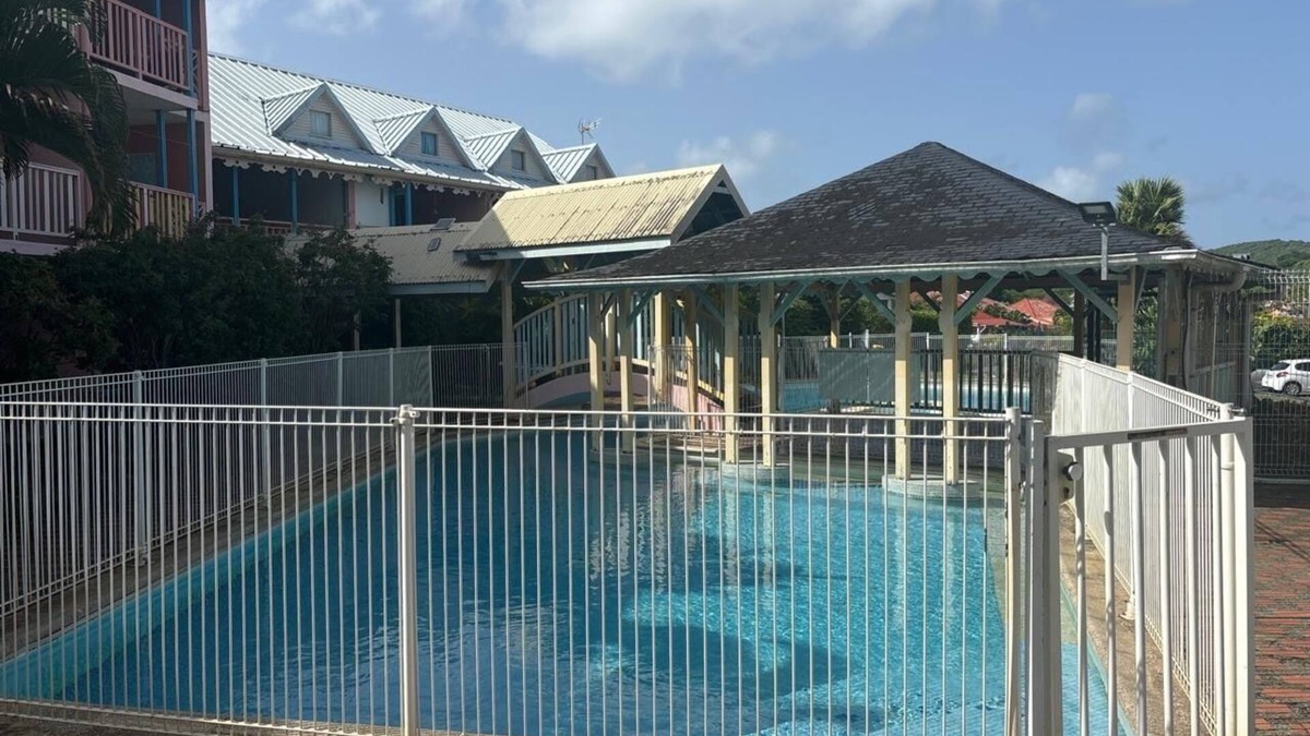 Sainte-Anne Apartment | Nice Appartment very comfortable 500m near the beach + car rental