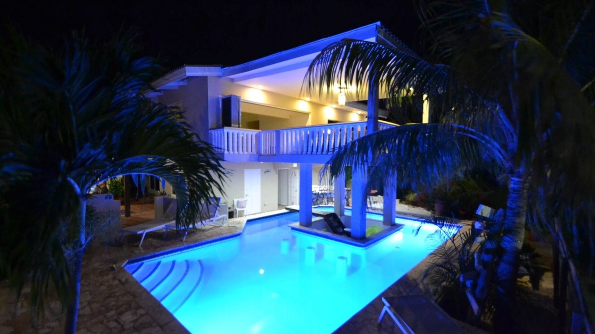 Cas Grandi Apartment | Nice, atmospheric studio near the beach!