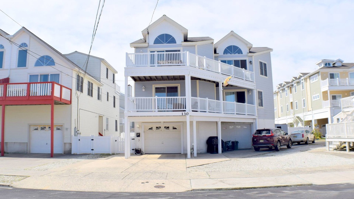 Townsend's Inlet House | Nice Beach Block townhouse, upgraded for 2022