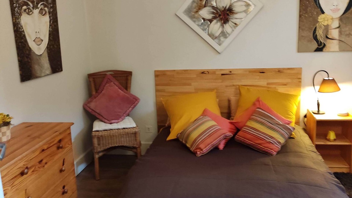 Rumilly Apartment | Nice bedroom with dressing room in beautiful apartment