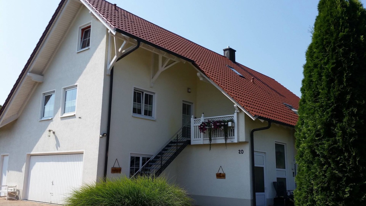 Altenstadt Apartment | Nice, bright holiday apartment in the middle of Naherhohlungsgebiet