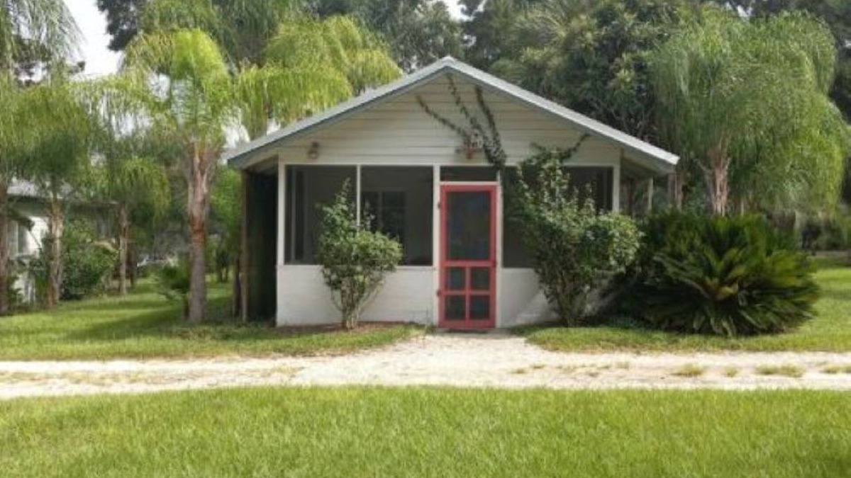 Satsuma Cabin | Nice Cabin 2!