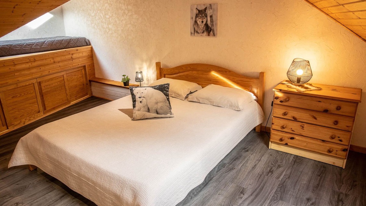 Cauterets Apartment | Nice chalet style duplex in the center of Cauterets quiet and bright