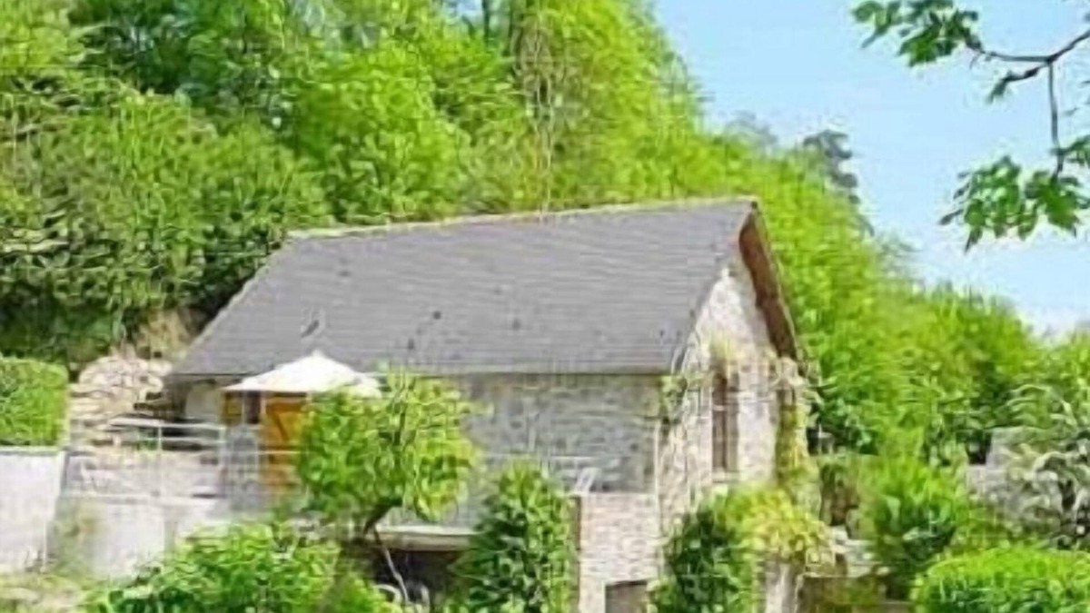 Clecy Cottage | Nice cottage quietly located in Clecy (Swiss Normandy) from 250 eur