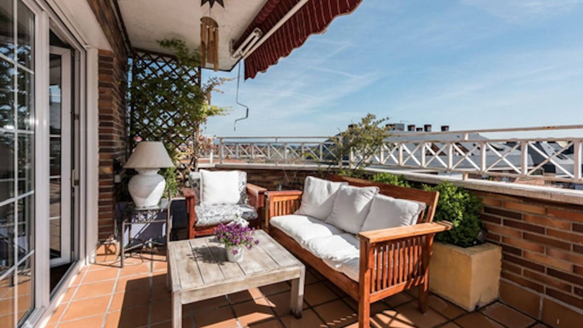 Majadahonda Condo | Nice duplex penthouse in the center of Majadahonda overlooking the Madrid skyline.