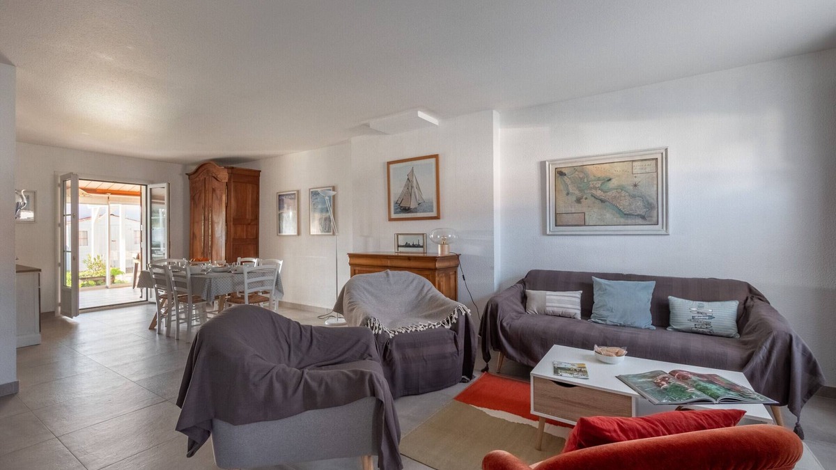 Saint-Clement-des-Baleines Ski Chalet | Nice family house for 6 , St Clément des Baleines