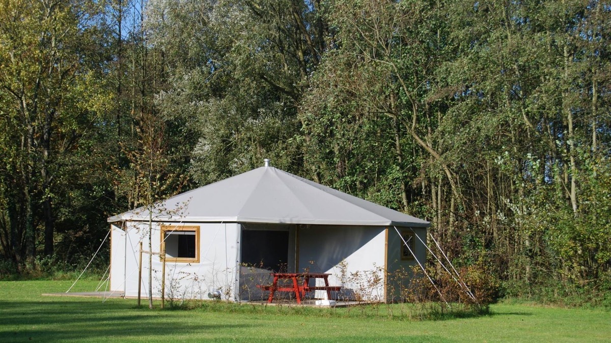 Winterswijk - Brinkheurne House | Nice glamping tent with wood stove at a holiday park in the Achterhoek