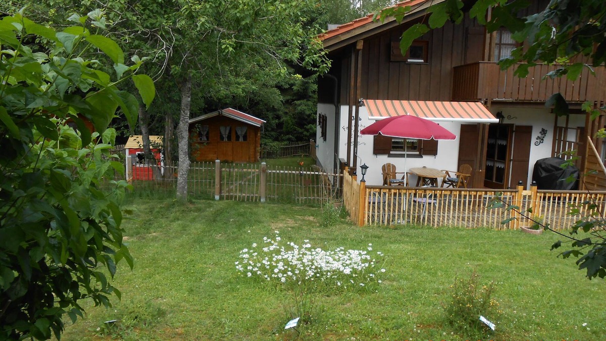 Kattersdorf House | Nice holiday home "Aunt Emma" in Regen, Bavarian Forest, pets welcome