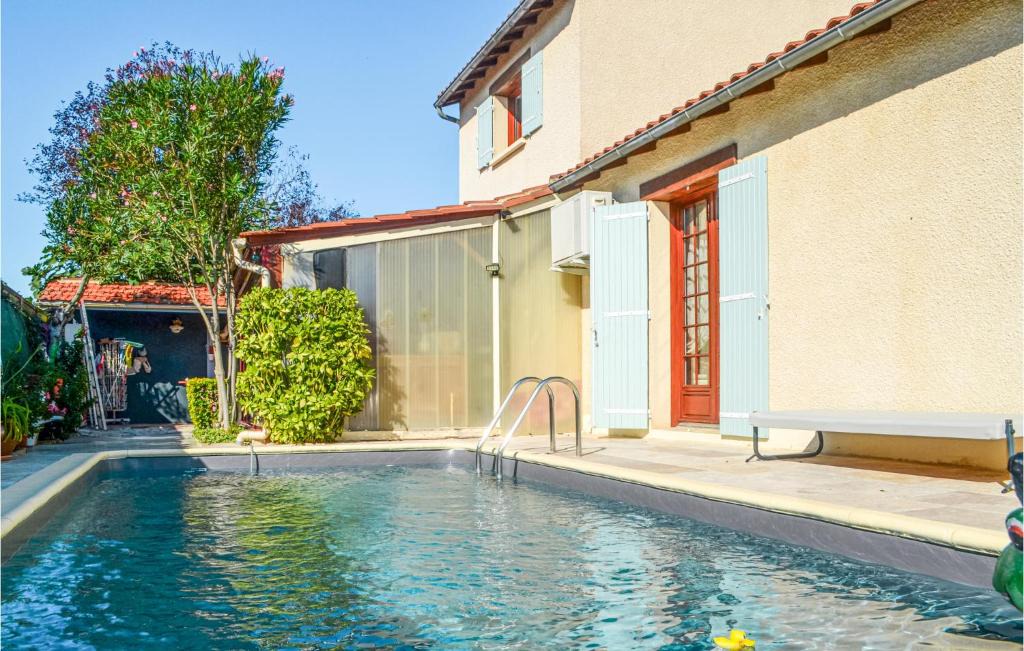 Les Eyzies House | Nice Home In Bergerac With Wifi
