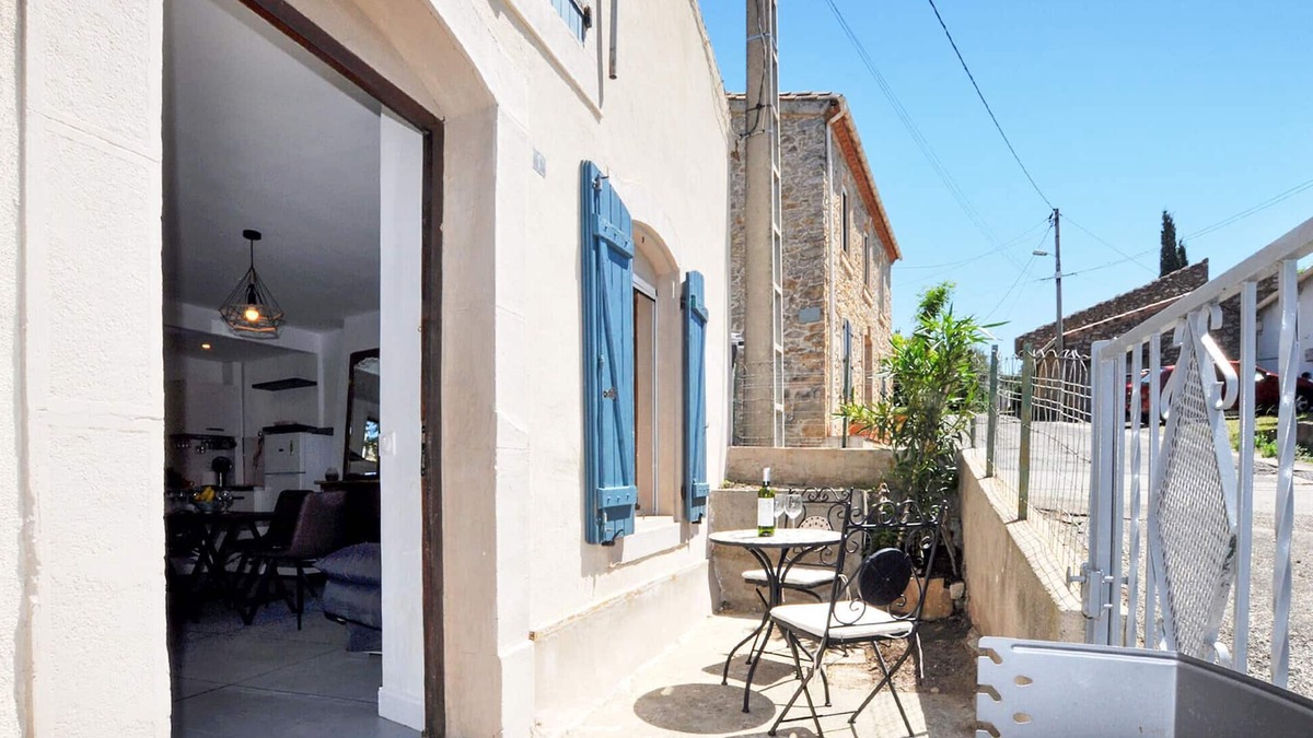 Bizanet House | Nice home in Bizanet with kitchen