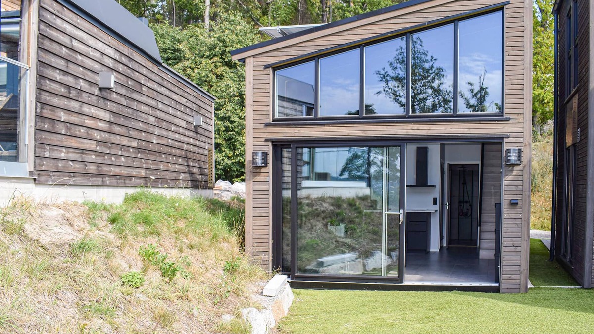 Porsgrunn House | Nice home in Brevik with kitchen
