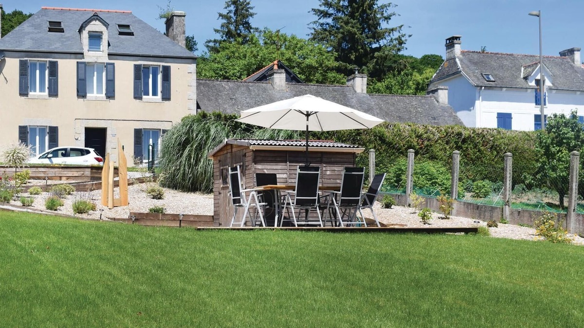 Caurel House | Nice home in Caurel with WiFi