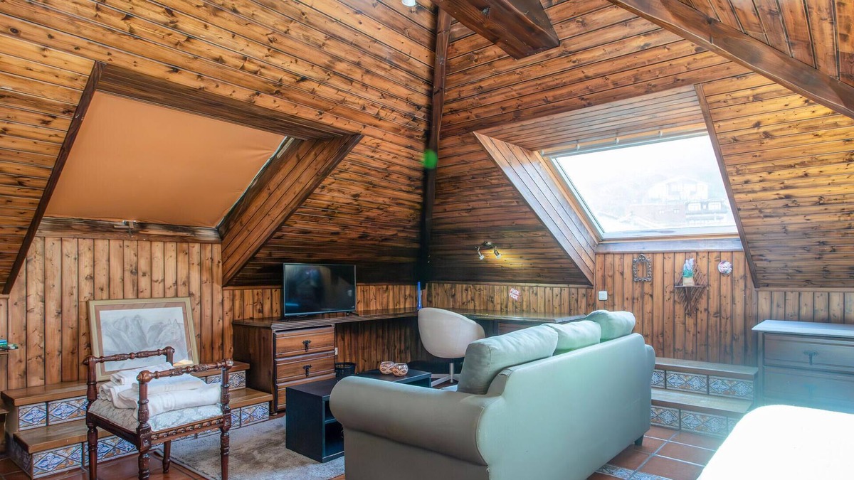 Cue House | Nice home in Cue with outdoor swimming pool