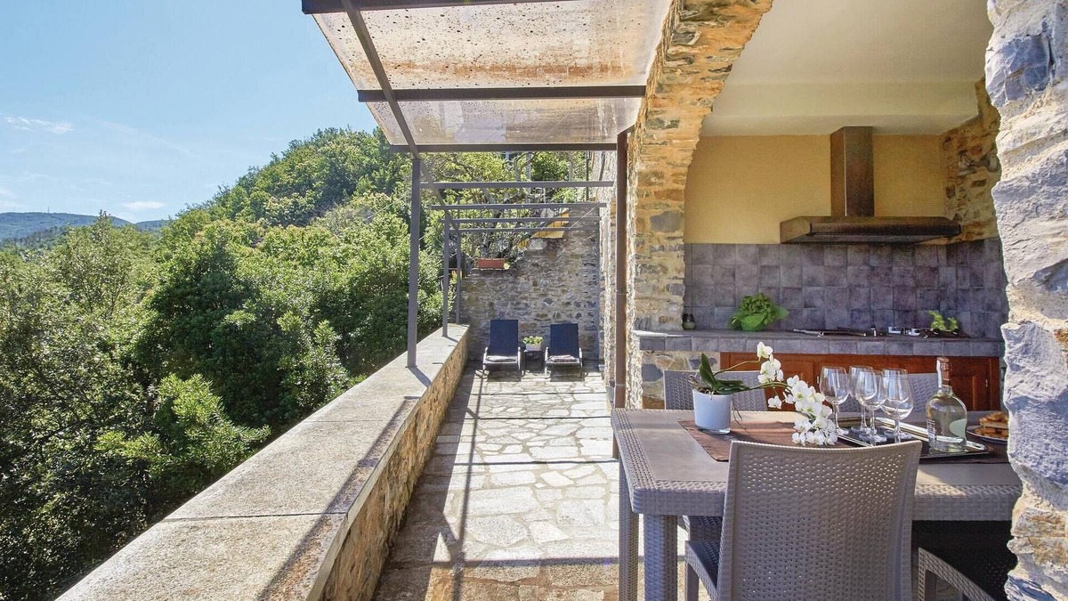 Garlenda House | Nice home in Garlenda (SV) with WiFi