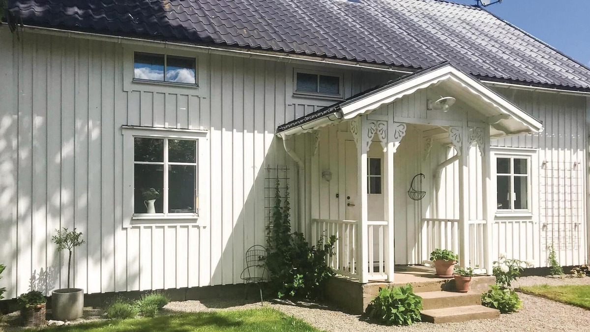 Vathult House | Nice home in Gislaved with sauna