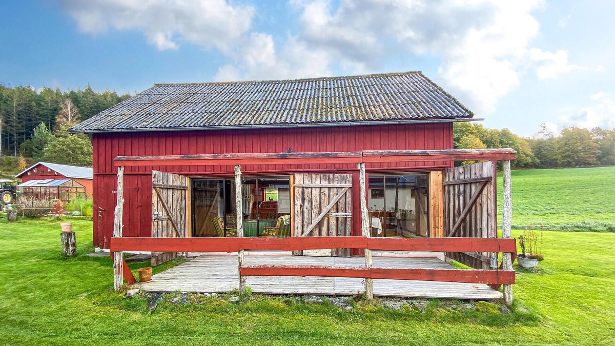 Veddige House | Nice home in Grimmared with WiFi