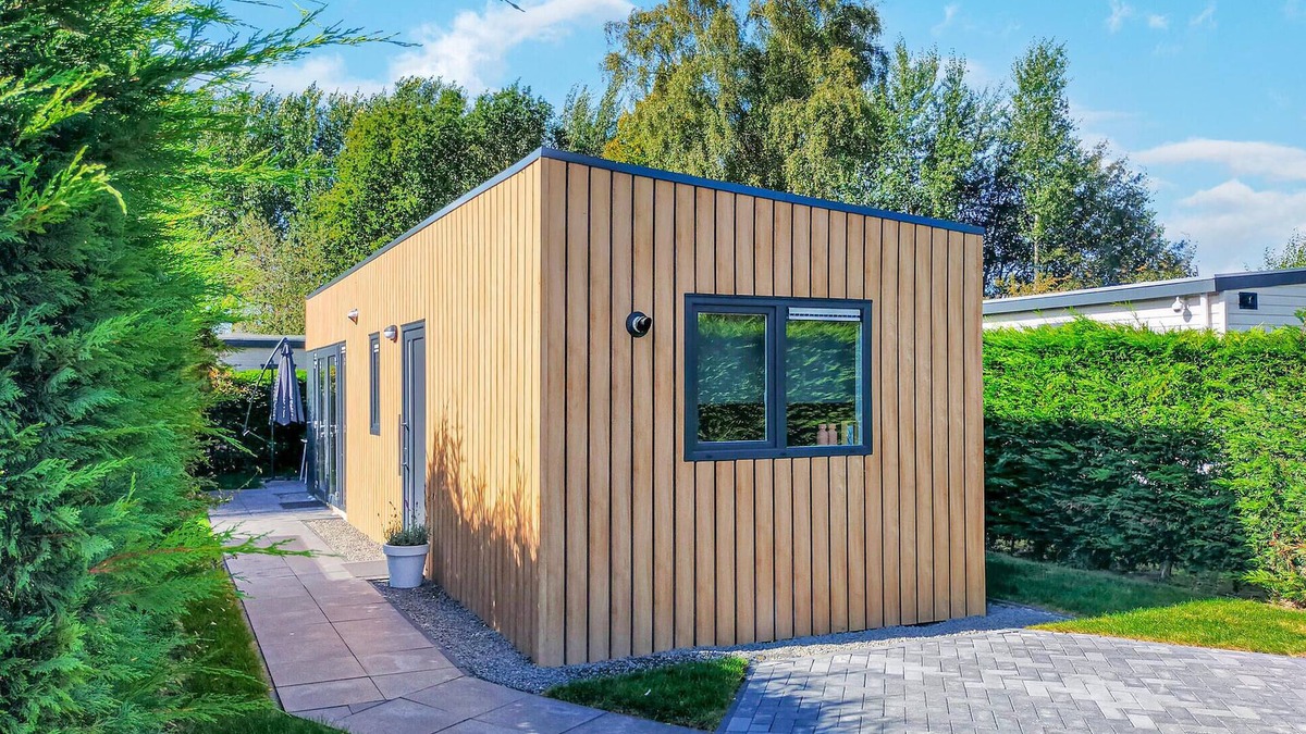 Heinkenszand House | Nice home in Heinkenszand with kitchen