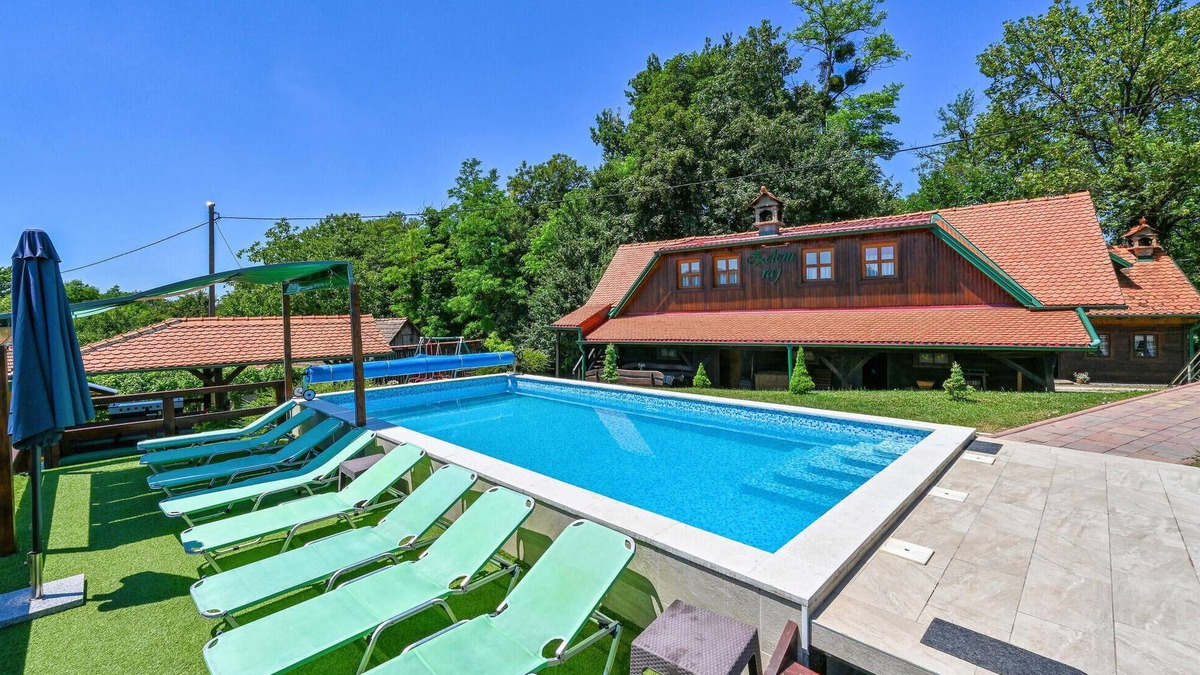 Klanjec House | Nice home in Klanjec with sauna
