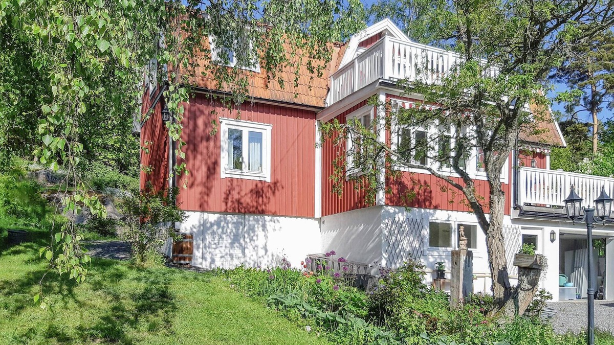 Osteraker Municipality House | Nice home in Ljusterö with sauna