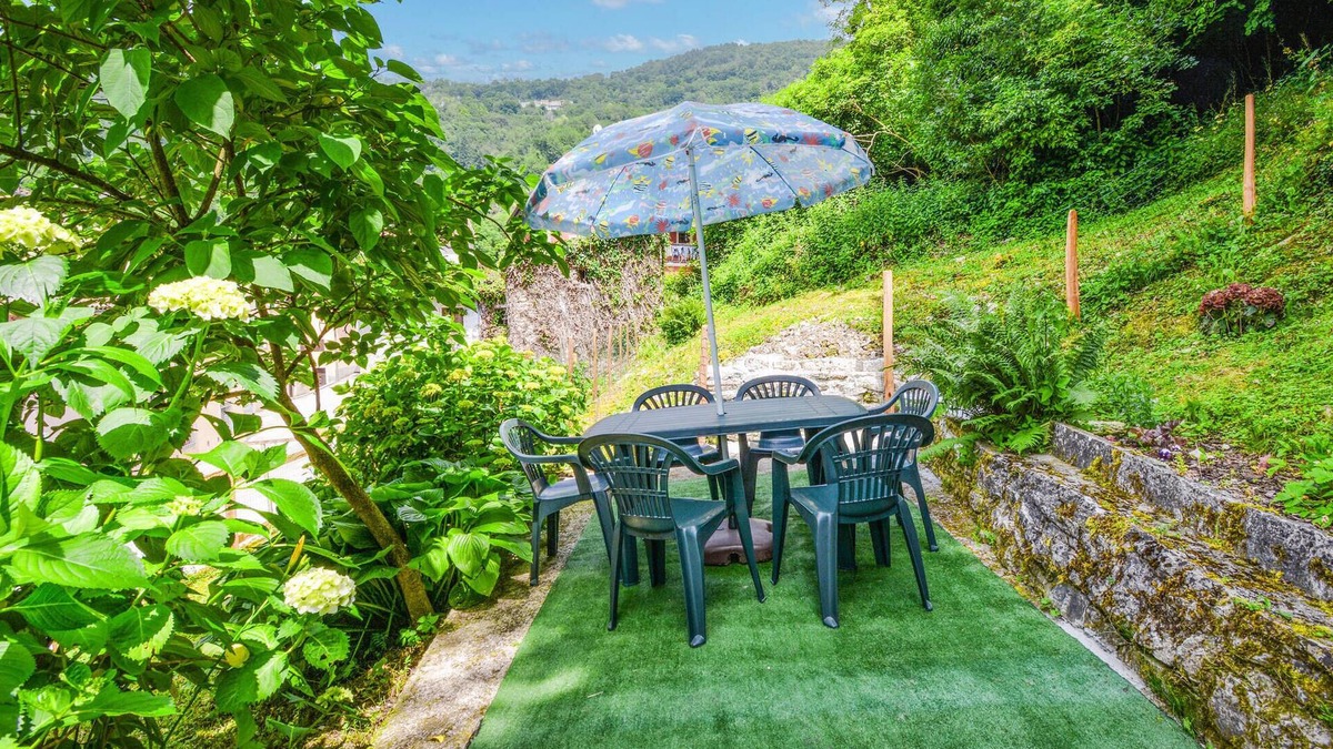 Lusiana House | Nice home in Lusiana with WiFi