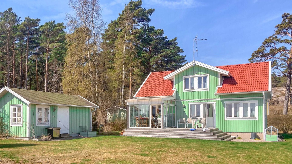 Reso House | Nice home in Resö with kitchen