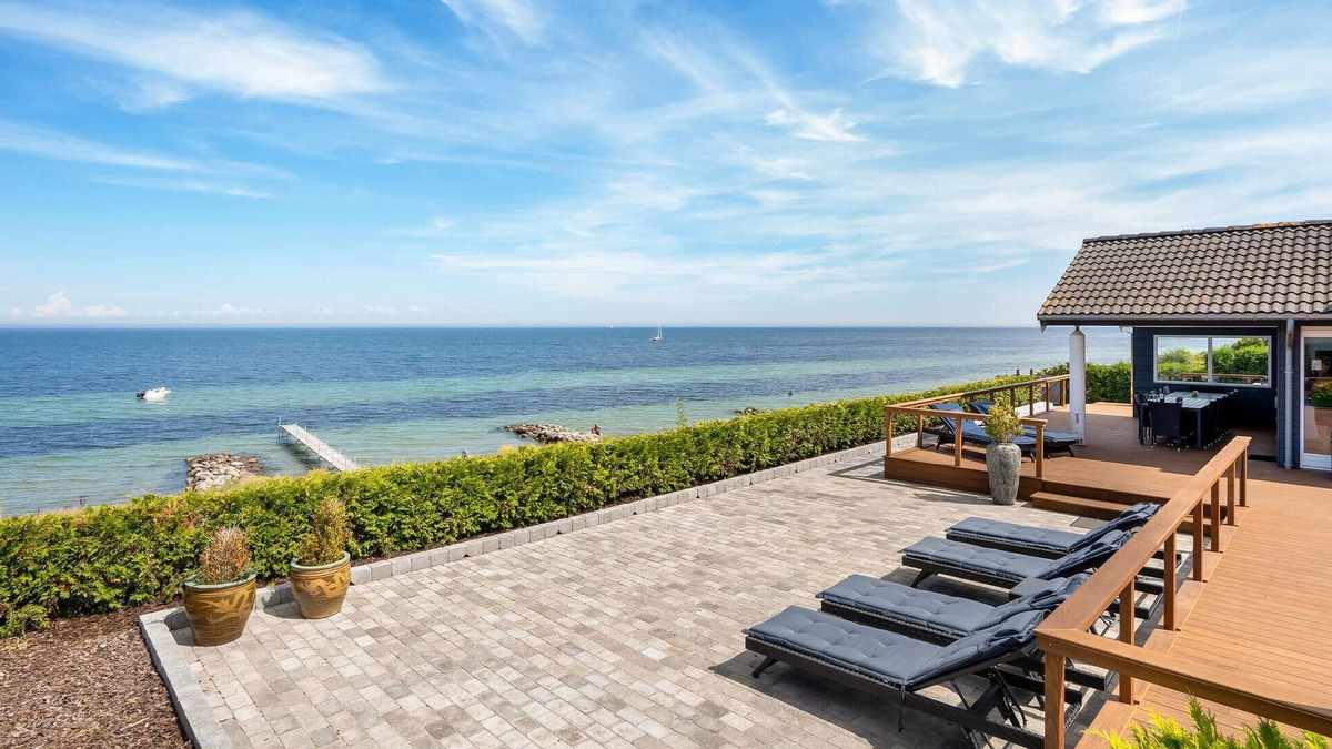 Strøby Ladeplads House | Nice home in Strøby with WiFi