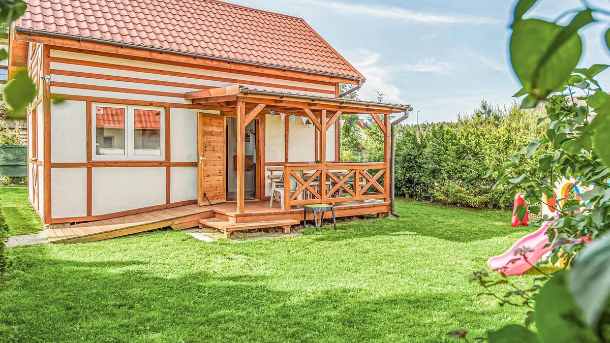 Ustka House | Nice home in Ustka-Przewloka with WiFi