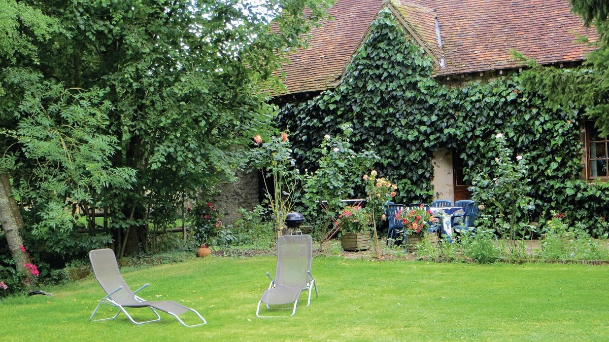 Vernie House | Nice home in Vernie with WiFi