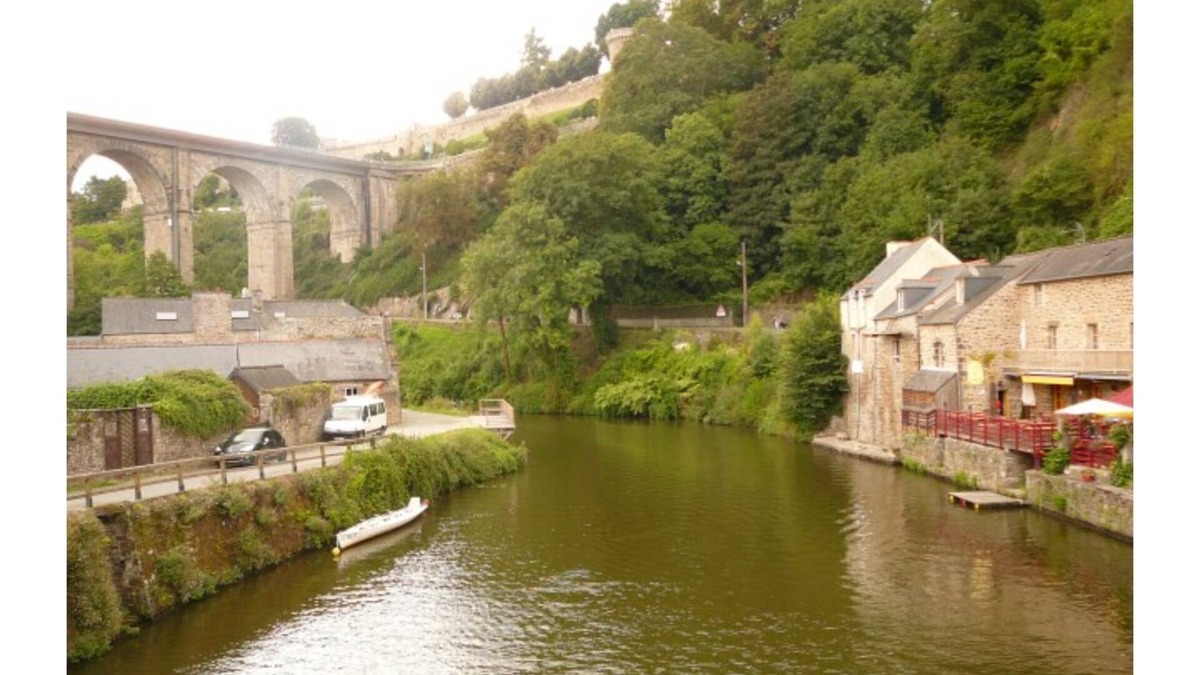 Taden House | Nice house near Dinan, the countryside close to the sea