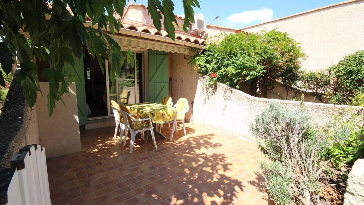 Portiragnes-Plage House | Nice house south exposed in the secured residence MAS DE PLAGE 1, for 3/4 persons, only at 250m.