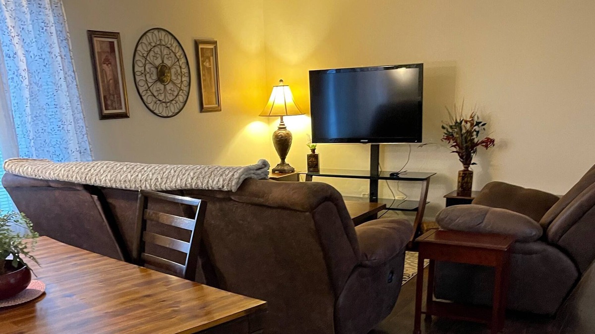 Roseburg Apartment | Nice large 1 bed apartment