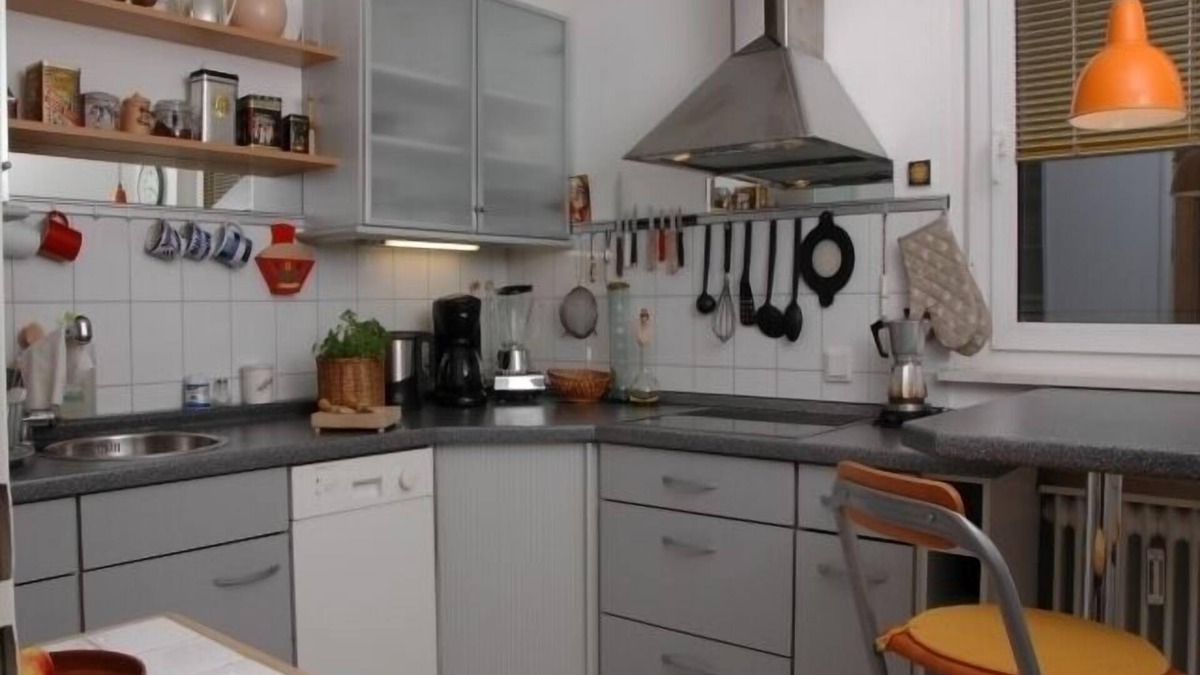 Stuhlinger-Eschholz Apartment | Nice large apartment, non-smoking, 64 sqm, 1 bedroom, 1 living room for max 3 people