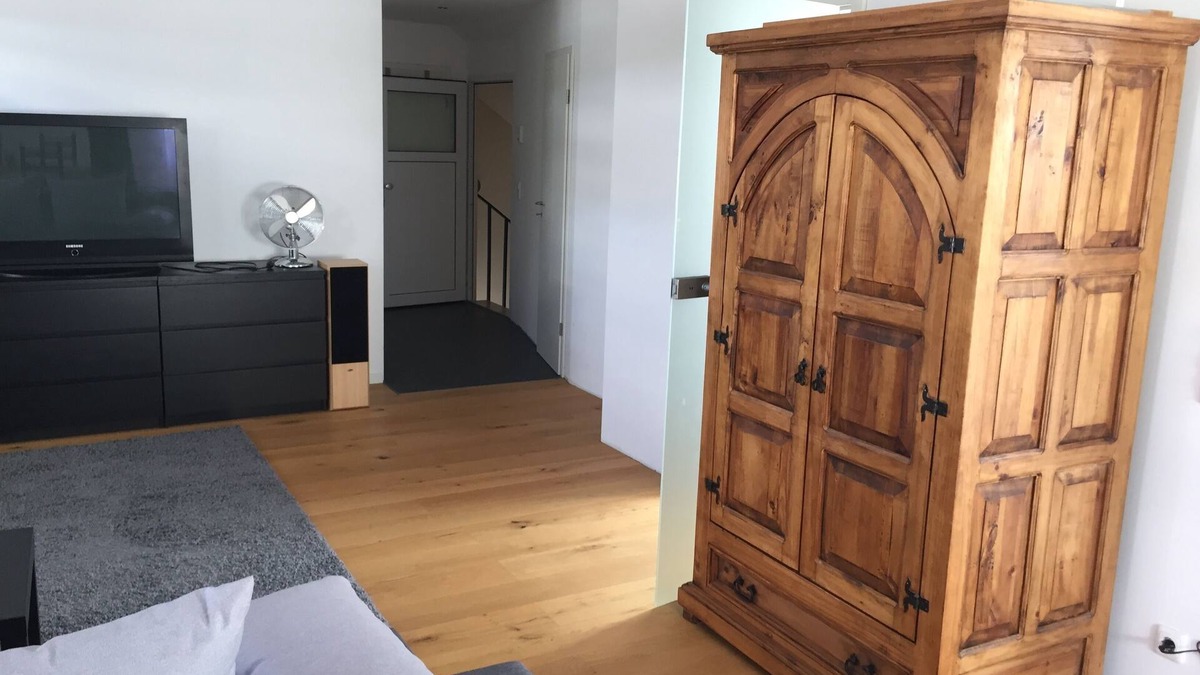 Mainz-Bingen Apartment | Nice large apartment on the bike path