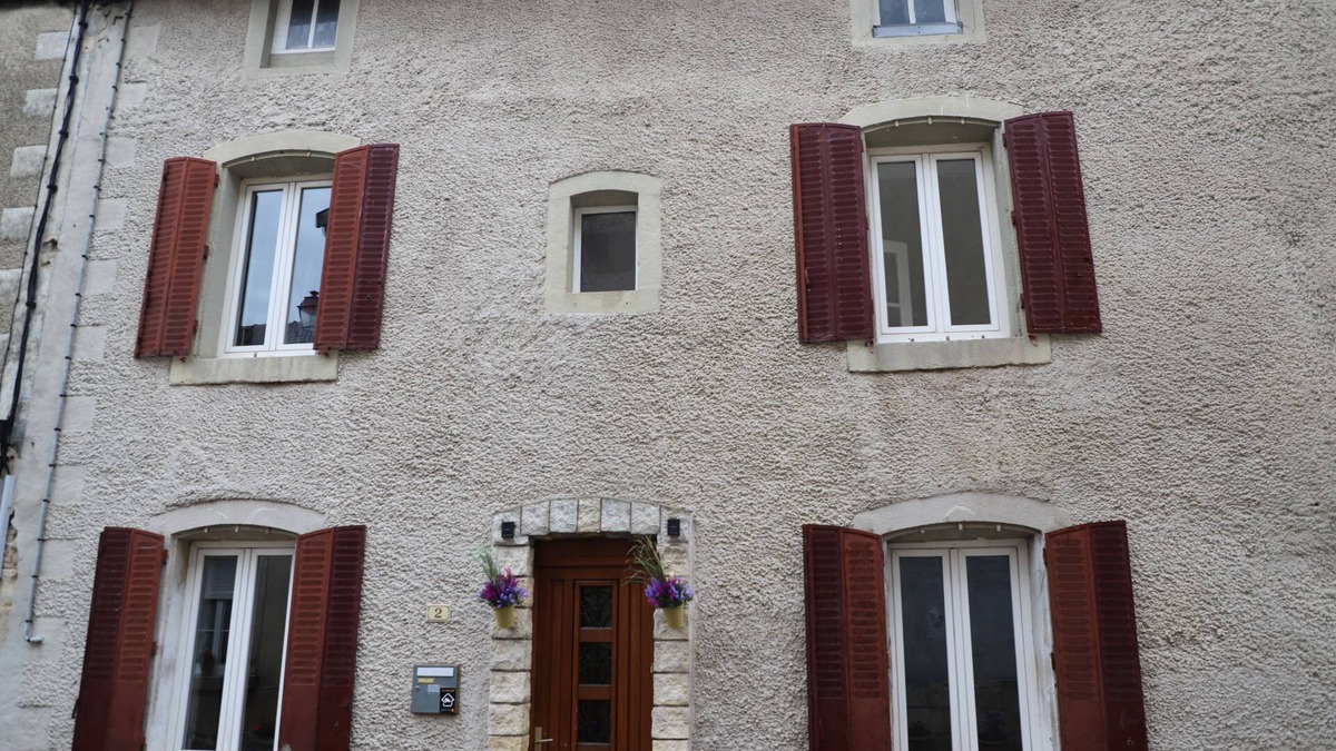 Vignory House | NICE LITTLE HOUSE listed village with castle ruins and beautiful church