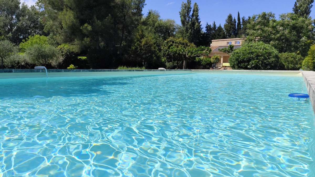 Tarascon Cottage | Nice little house with park and large pool - Fontvieille center 1km - Provence