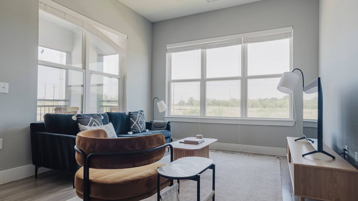 McNeil Apartment | Nice Lost Plains 2BR w/Gym, Pool, W/D & A/C, by Blueground