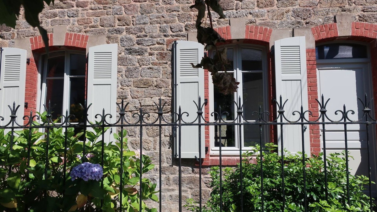 Dinard House | NICE RENOVATED HOUSE DINARD CENTER BETWEEN ST ENOGAT AND LE FUTURE