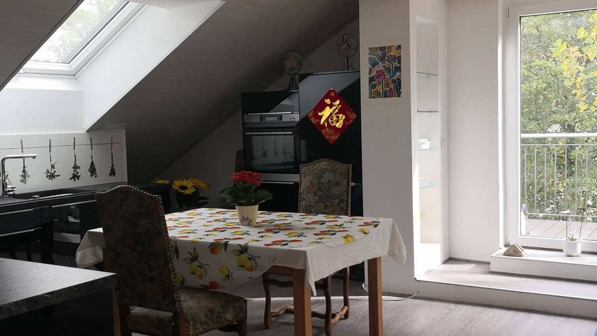 Bamberg House | Nice roof apartment with balcony u. parking spot