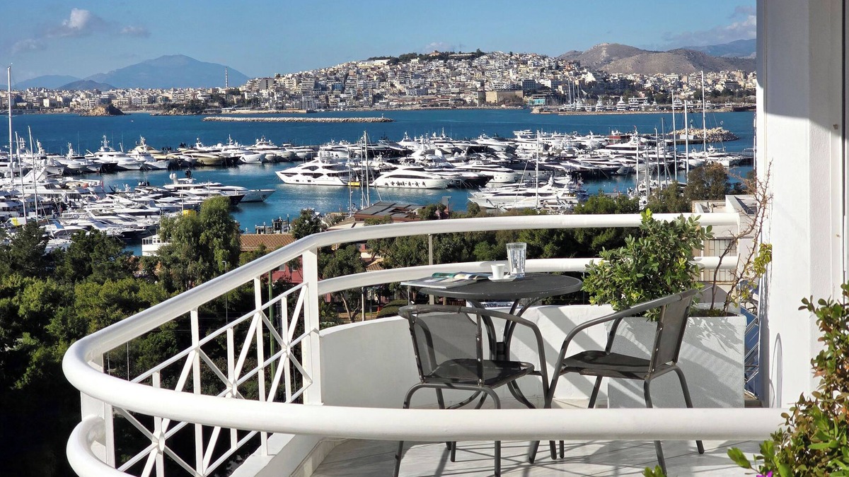Palaio Faliro Apartment | Νice Sea View Elegant Apartment in Marina Floisvos