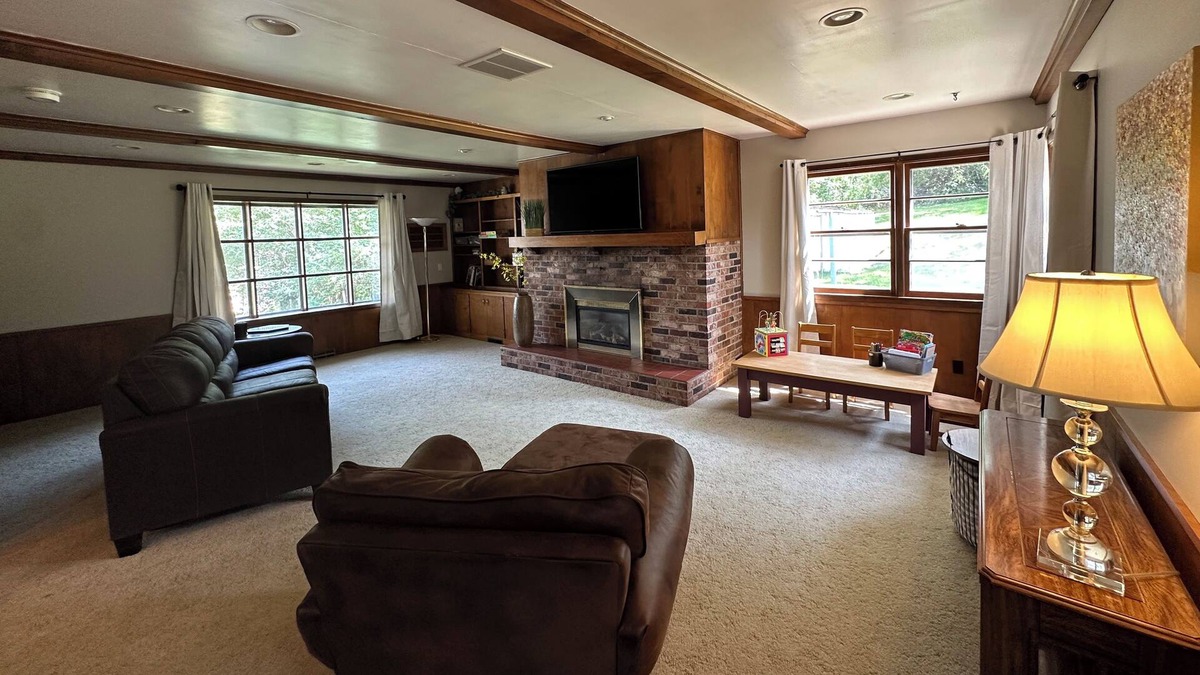 Carroll House | Nice sized family friendly home with 2 living spaces. Large private backyard!