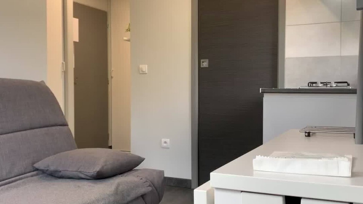 Die Apartment | Nice studio 17 m² equipped with swimming pool and
