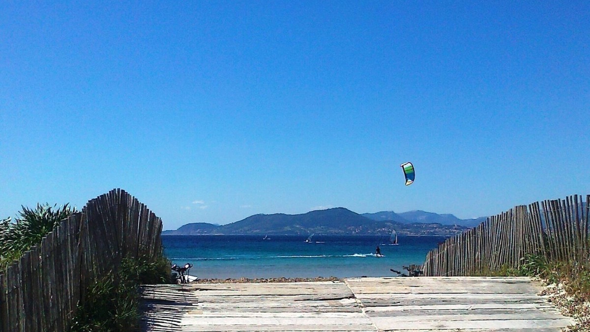 Giens Apartment | Nice Studio, waterfront holiday residence HYERES - GIENS peninsula